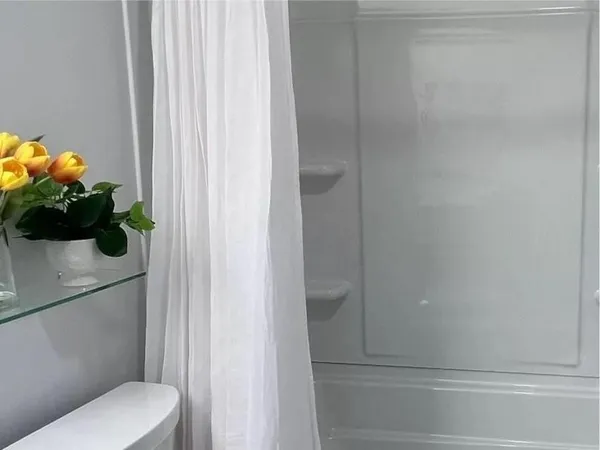 $2,575 | 14 Summer Street, West Warwick, RI 02893