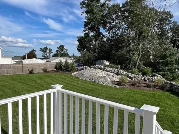 $2,575 | 14 Summer Street, West Warwick, RI 02893