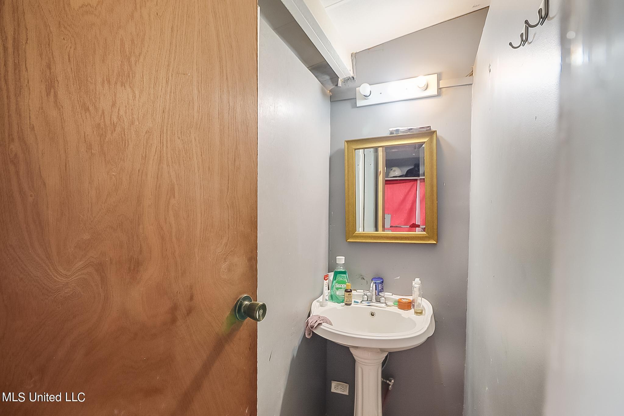1601 23rd Street Gulfport, MS 39501 - Photo 22 of 32 8