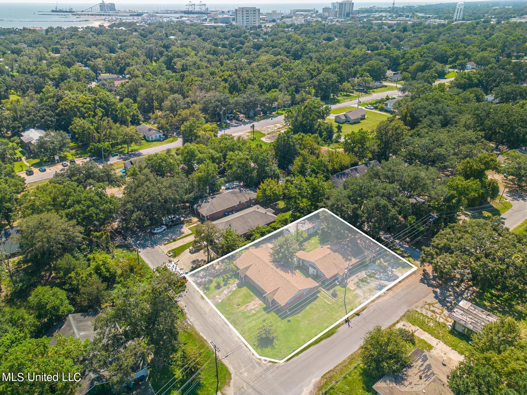 1601 23rd Street Gulfport, MS 39501 - Photo 4 of 32 D3