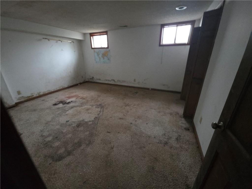 3820 Southwest Gamwell Road Topeka, KS 66610 - Photo 16 of 24