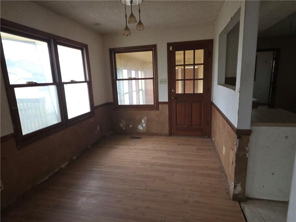 3820 Southwest Gamwell Road Topeka, KS 66610 - Photo 5 of 24