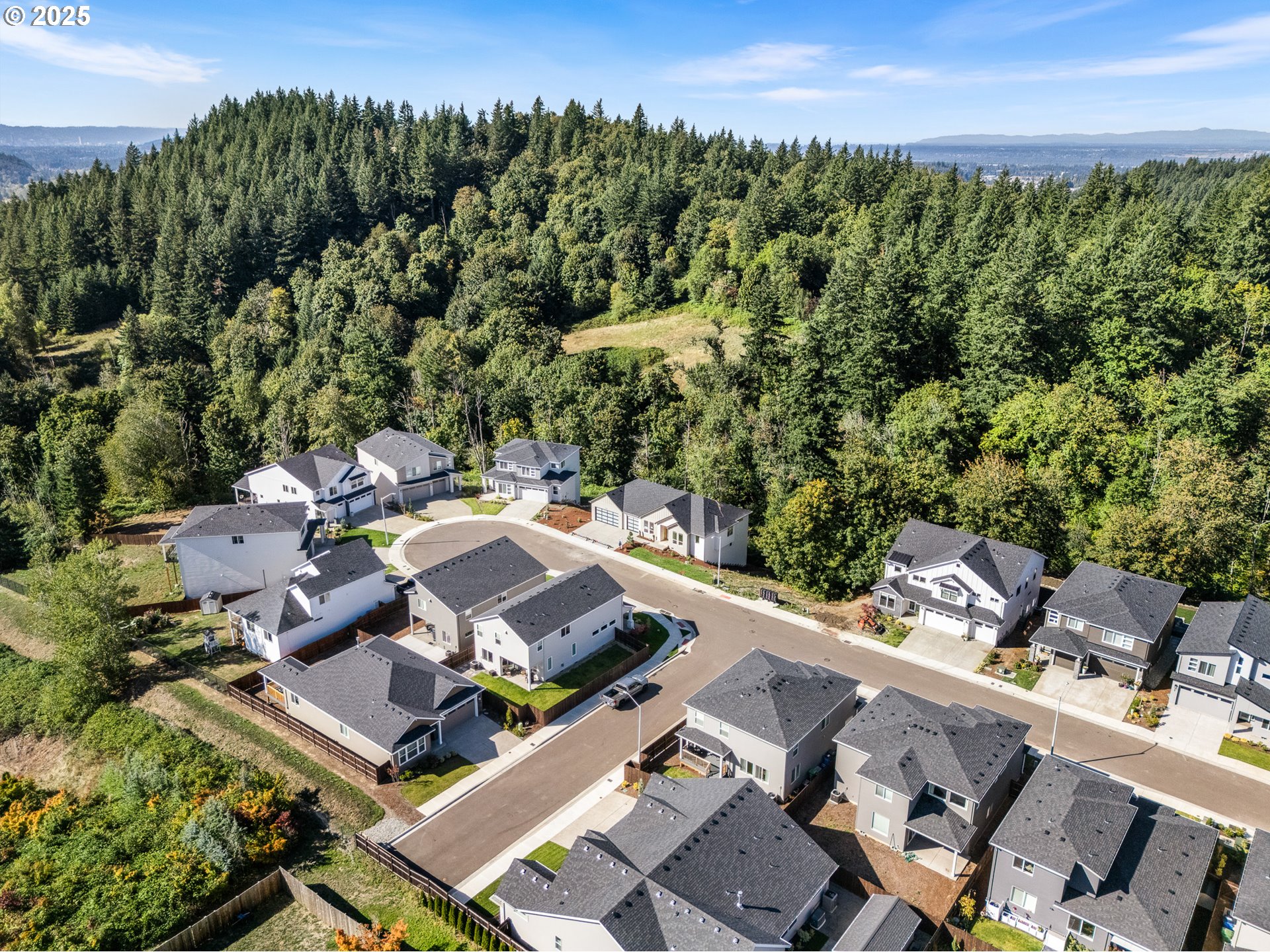 841 Southwest 49th Street Gresham, OR 97080 - Photo 16 of 44