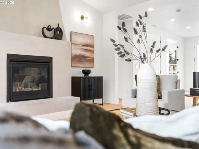 $929,900 | 841 Southwest 49th Street, Gresham, OR 97080