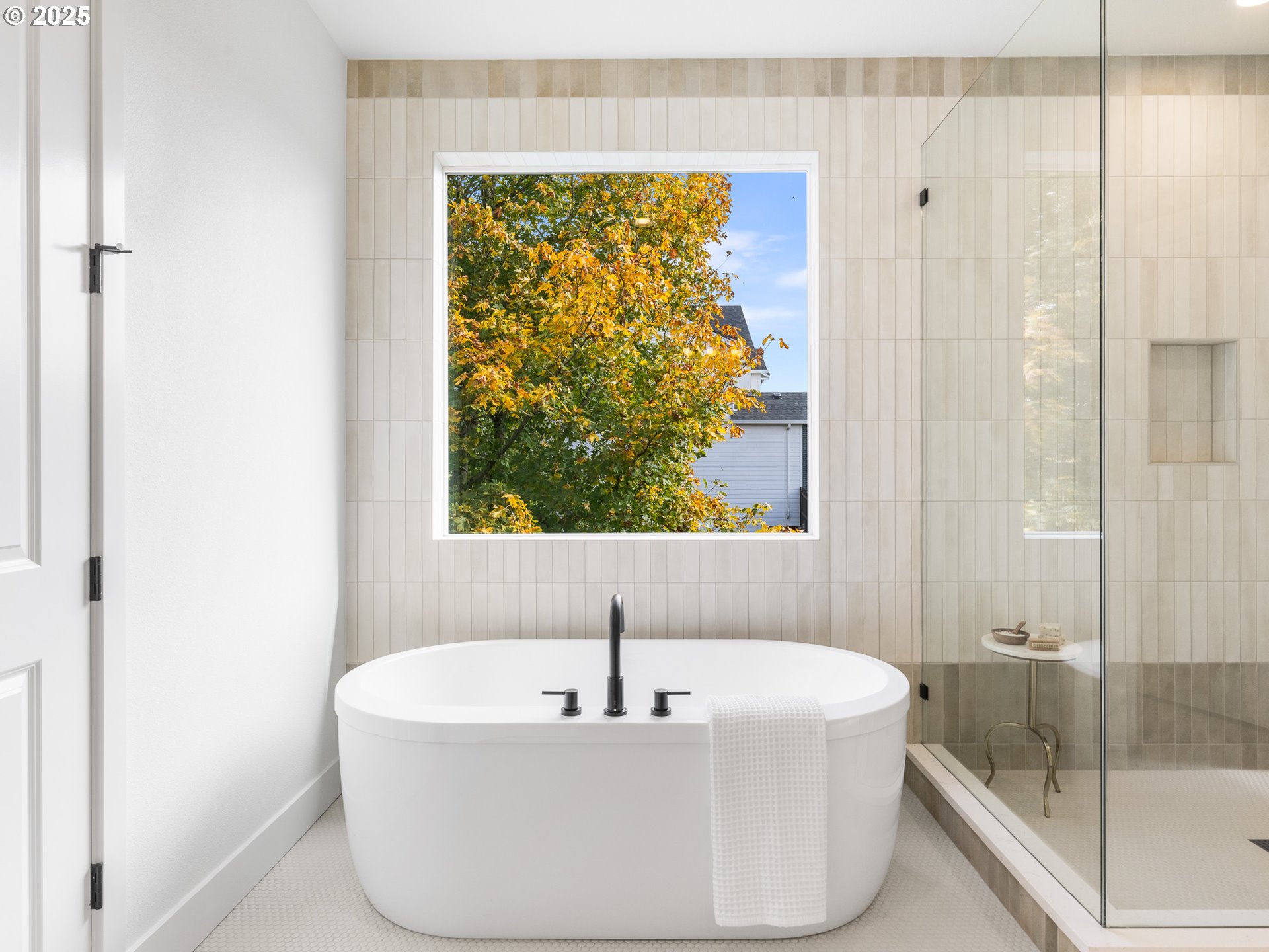 841 Southwest 49th Street Gresham, OR 97080 - Photo 35 of 44