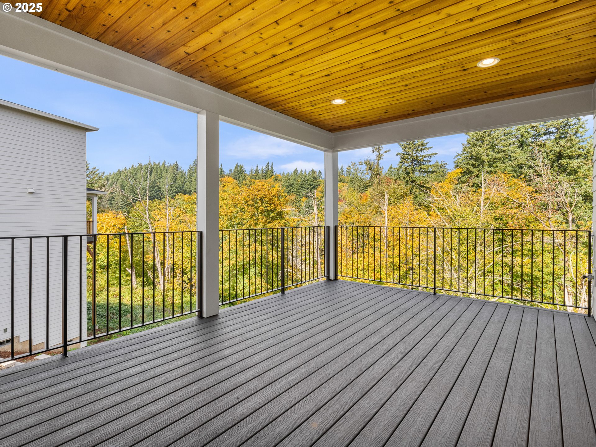 841 Southwest 49th Street Gresham, OR 97080 - Photo 43 of 44