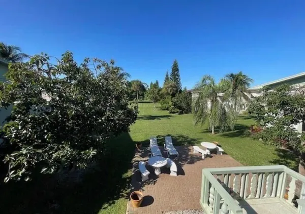 $1,650 | 66 Easthampton East, Unit C, West Palm Beach, FL 33417