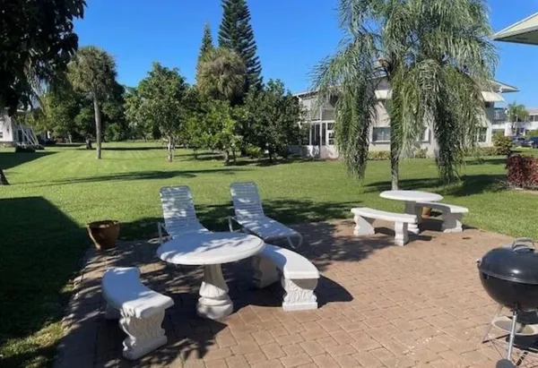 $1,650 | 66 Easthampton East, Unit C, West Palm Beach, FL 33417