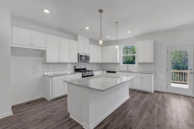 $488,140 | 3987 Alderstone Drive, Flowery Branch, GA 30542