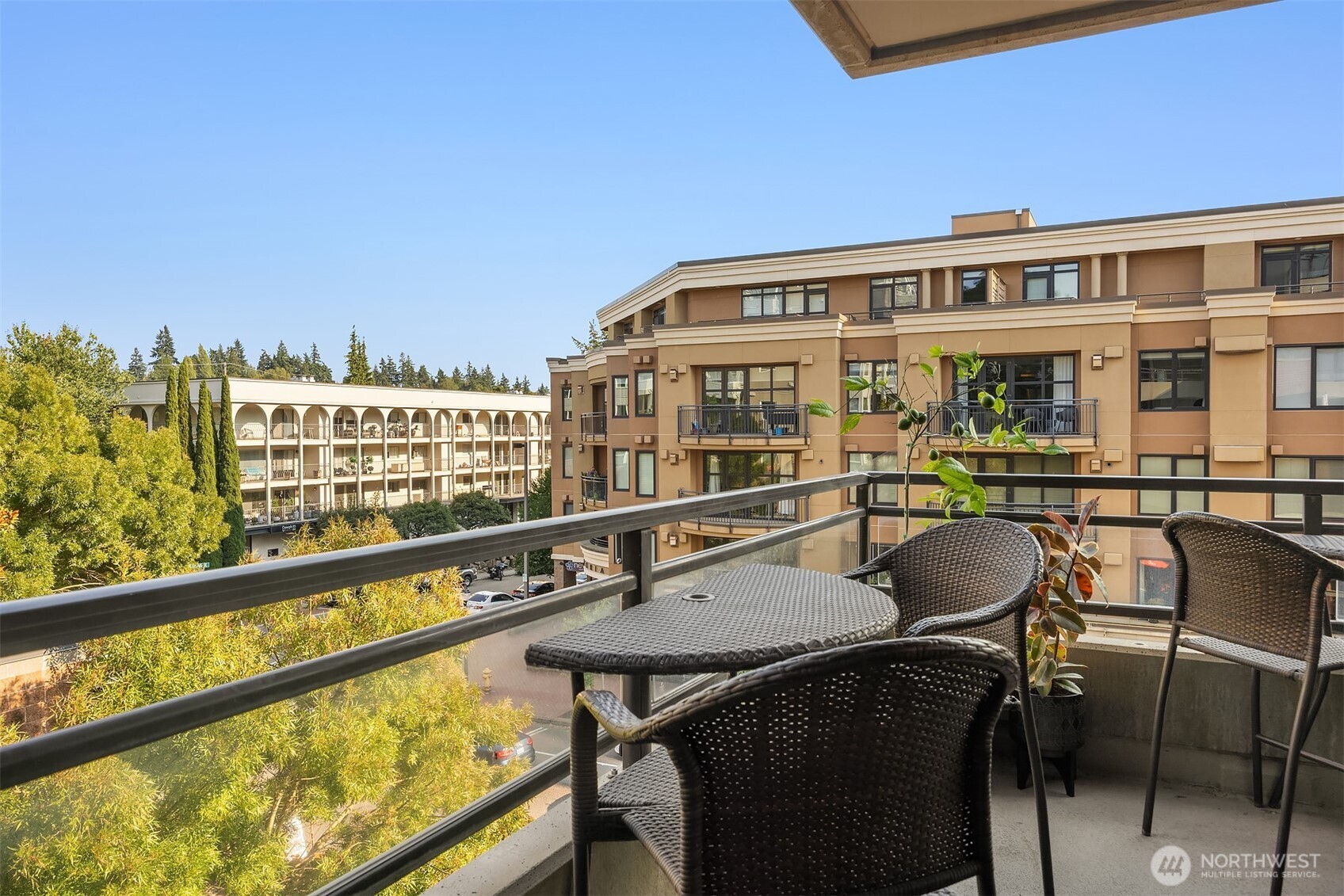 10000 Main Street, Unit 306 Bellevue, WA 98004 - Photo 13 of 33