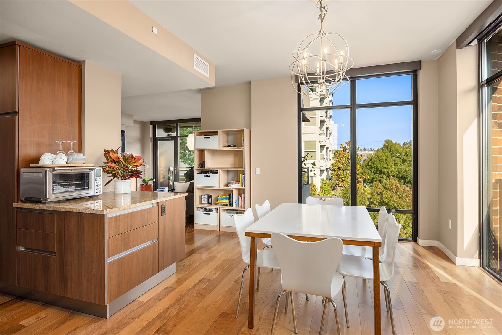 10000 Main Street, Unit 306 Bellevue, WA 98004 - Photo 15 of 33