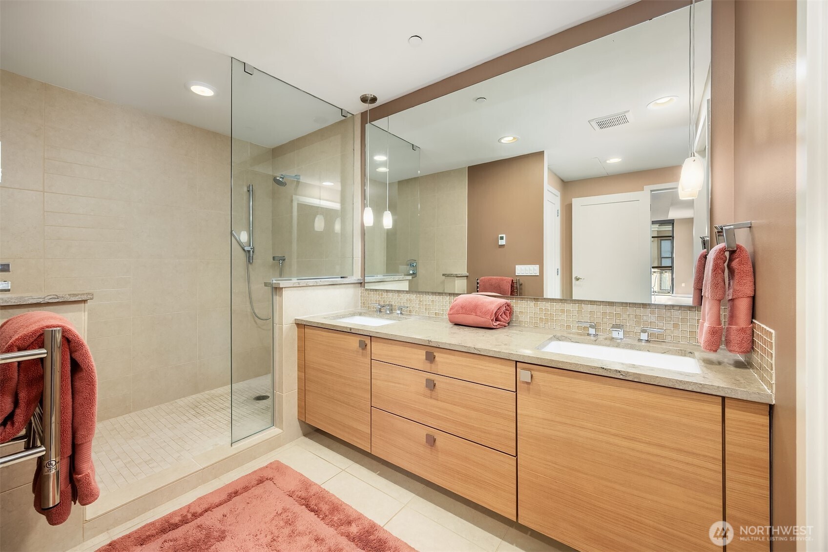 10000 Main Street, Unit 306 Bellevue, WA 98004 - Photo 18 of 33