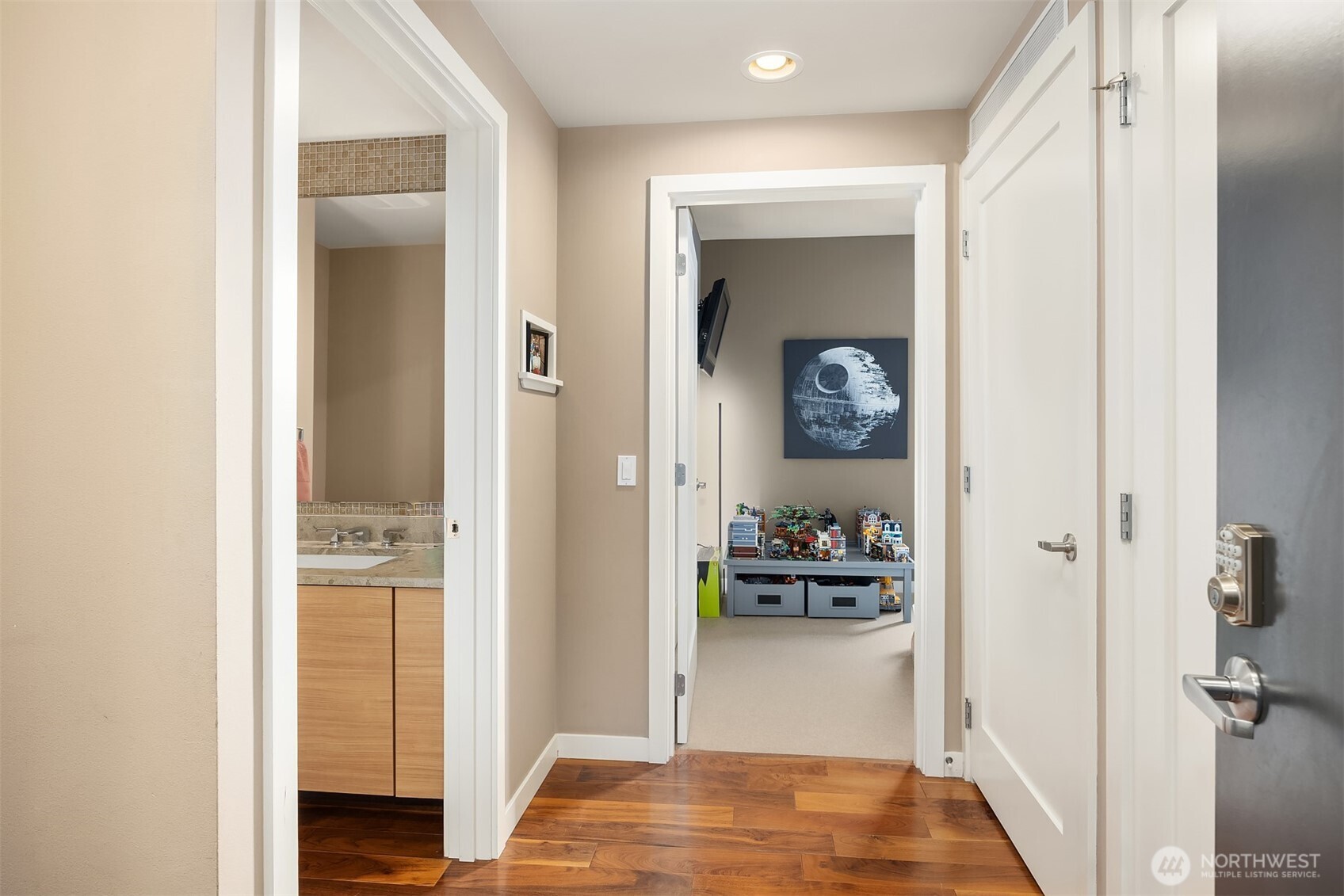 10000 Main Street, Unit 306 Bellevue, WA 98004 - Photo 23 of 33