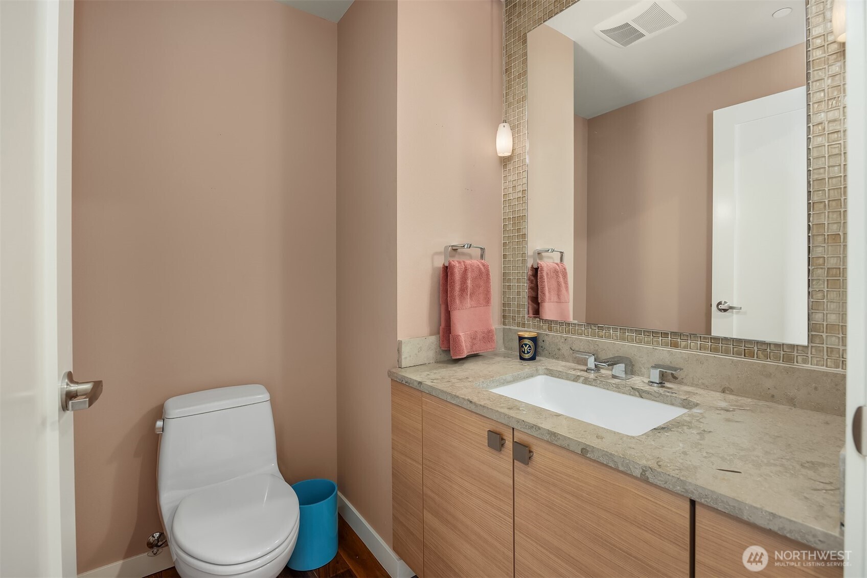 10000 Main Street, Unit 306 Bellevue, WA 98004 - Photo 27 of 33