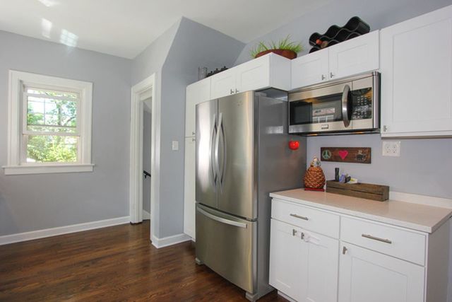 164 Barrypoint Road Riverside, IL 60546 - Photo 15 of 30