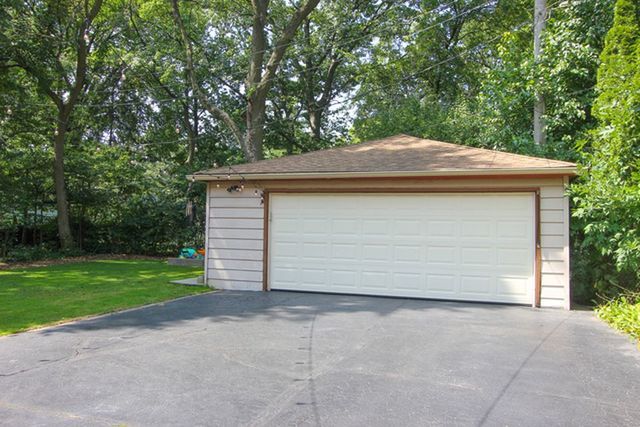 164 Barrypoint Road Riverside, IL 60546 - Photo 29 of 30