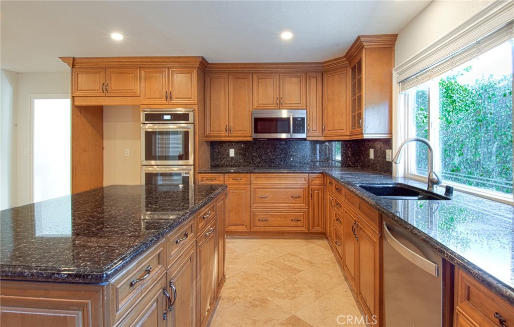 24946 Grissom Road Laguna Hills, CA 92653 - Photo 4 of 23