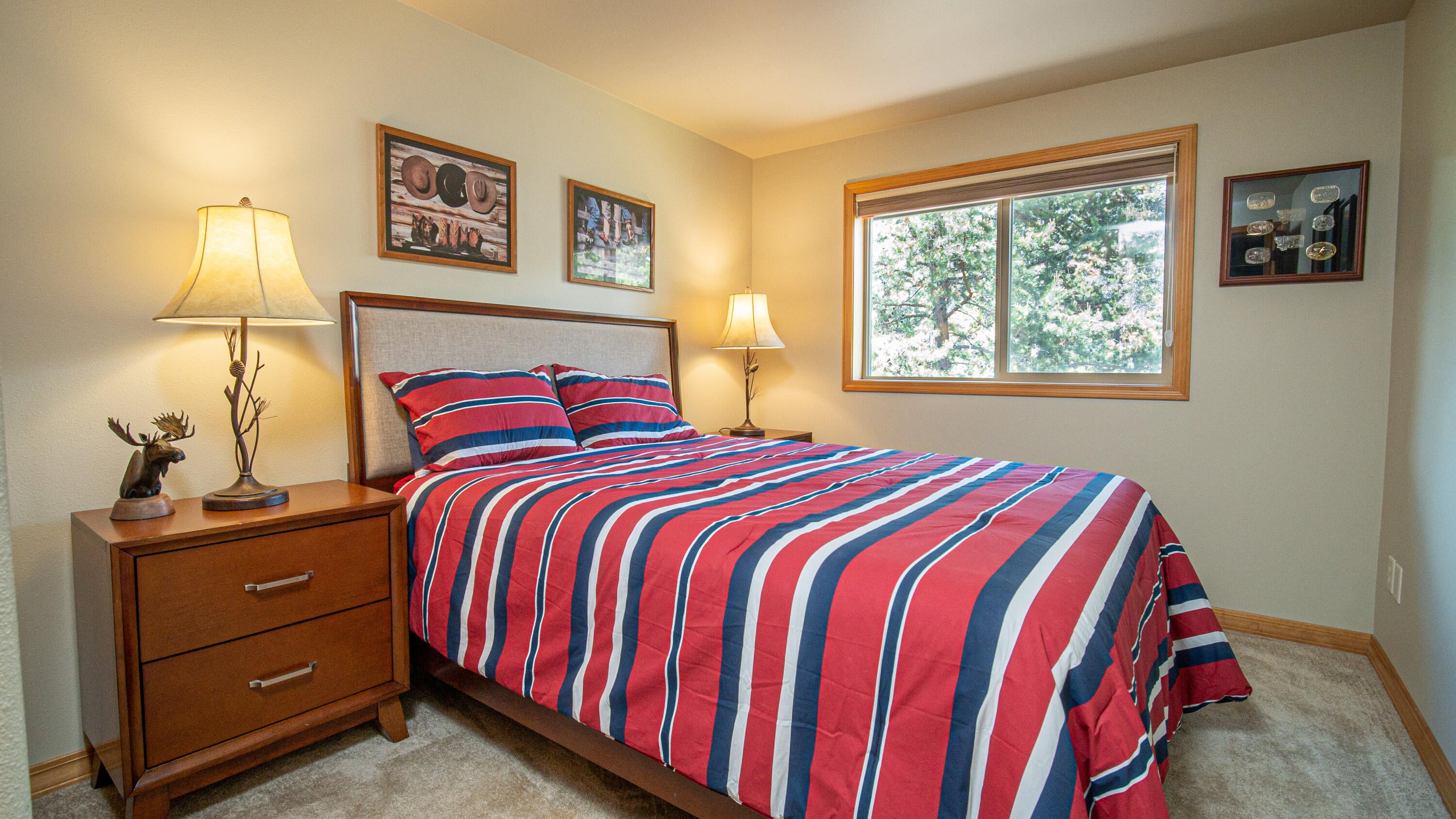 55845 Lost Rider Loop Bend, OR 97707 - Photo 26 of 42 Bedroom #3