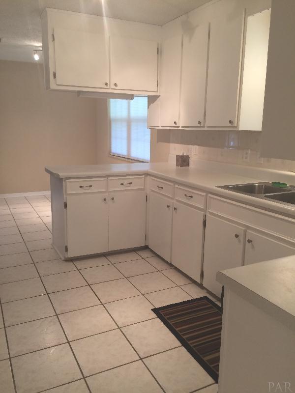 6355 Billoree Road Pace, FL 32571 - Photo 7 of 26 Gallery Image 7