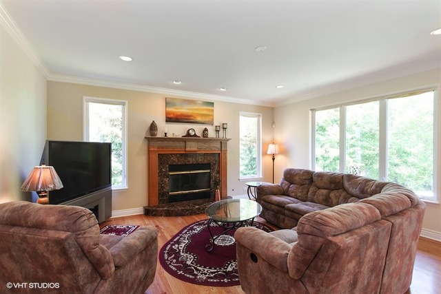 749 Endicott Road Highwood, IL 60040 - Photo 10 of 25 Gallery Image 10