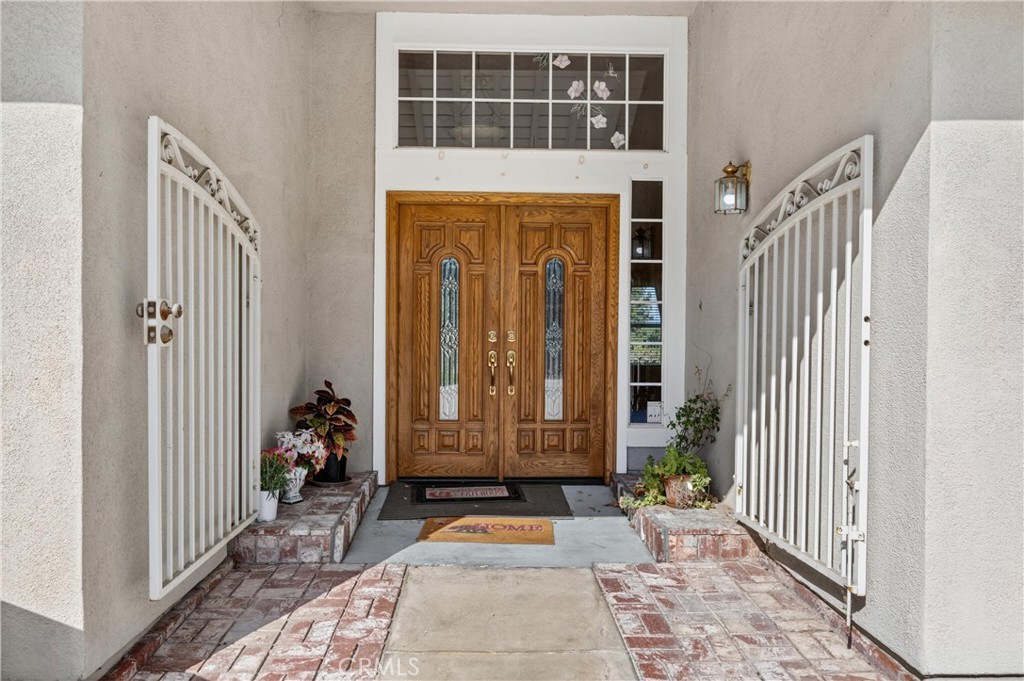 11056 Orchard View Lane Riverside, CA 92503 - Photo 4 of 50 a view of a house with a outdoor space