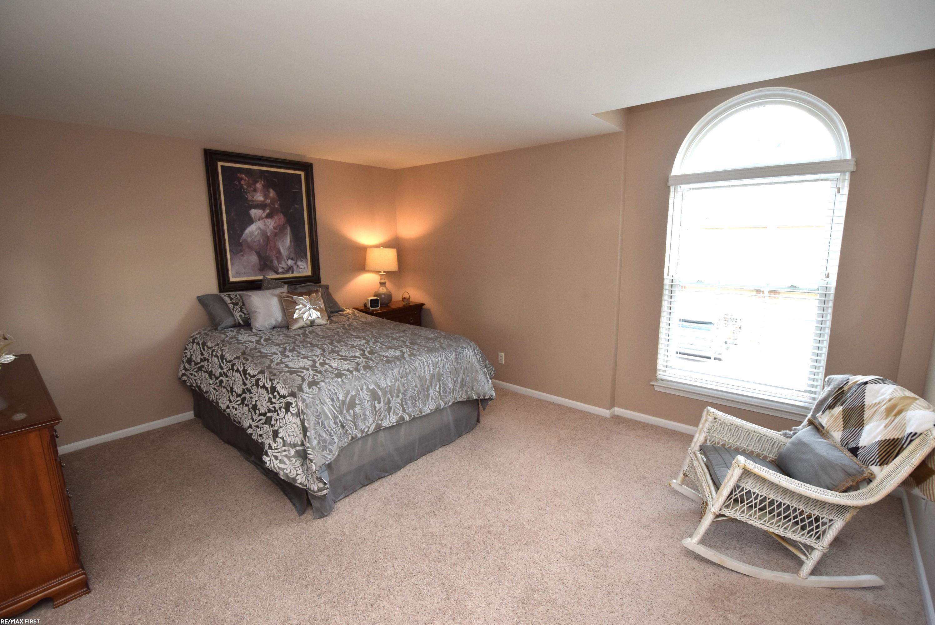 3603 Oakmonte Boulevard Rochester, MI 48306 - Photo 12 of 32 50141056-30adaf67-4fc4-4acd-9b16-eb14181beb04.JPG