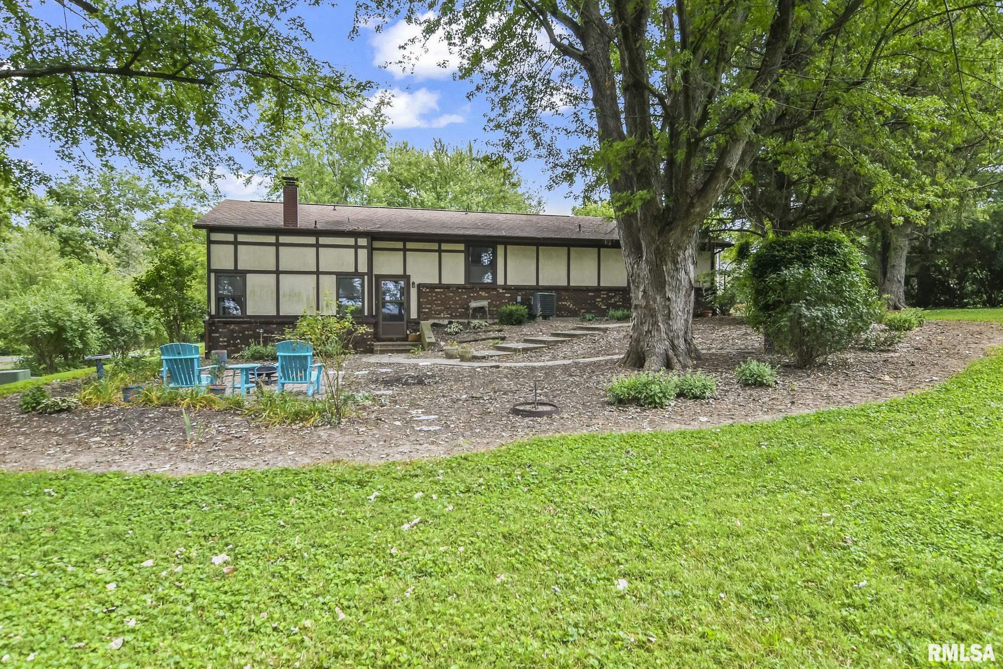 5213 Cockrell Lane Springfield, IL 62711 - Photo 3 of 45