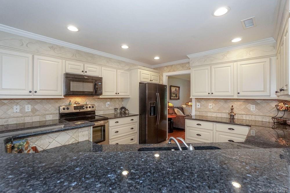 7060 Ridgeway Road Stanley, NC 28164 - Photo 9 of 48 Gallery Image 9