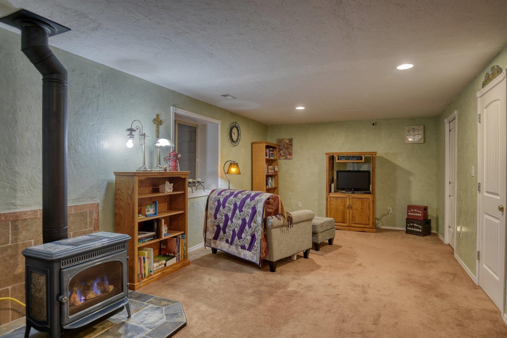 10110 North Cochran Road Spokane, WA 99208 - Photo 6 of 12