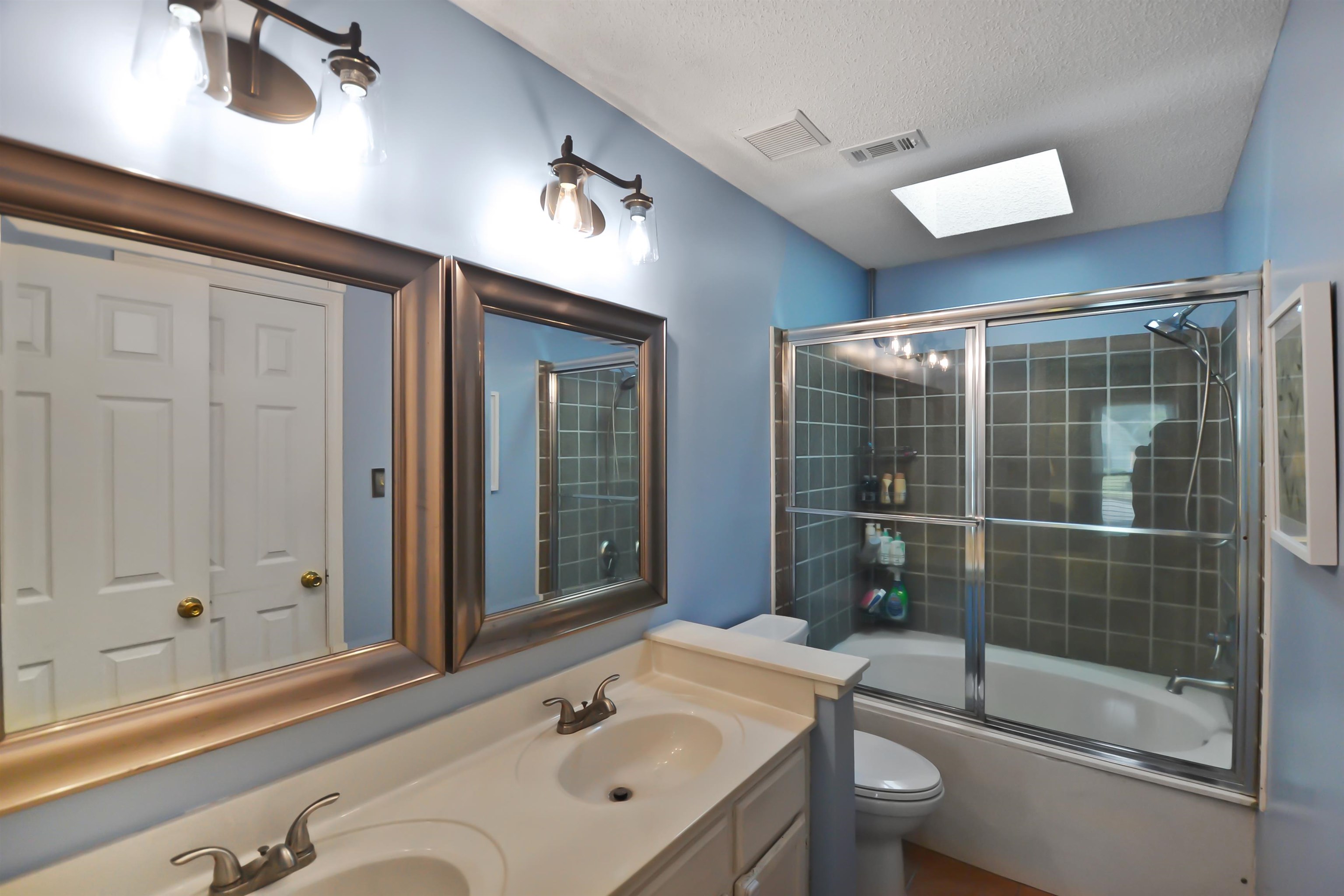 6724 Dawnhill Road Bartlett, TN 38135 - Photo 8 of 23 Gallery Image 8