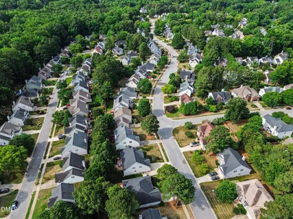 $500,000 | 404 Ravenstone Drive, Cary, NC 27518
