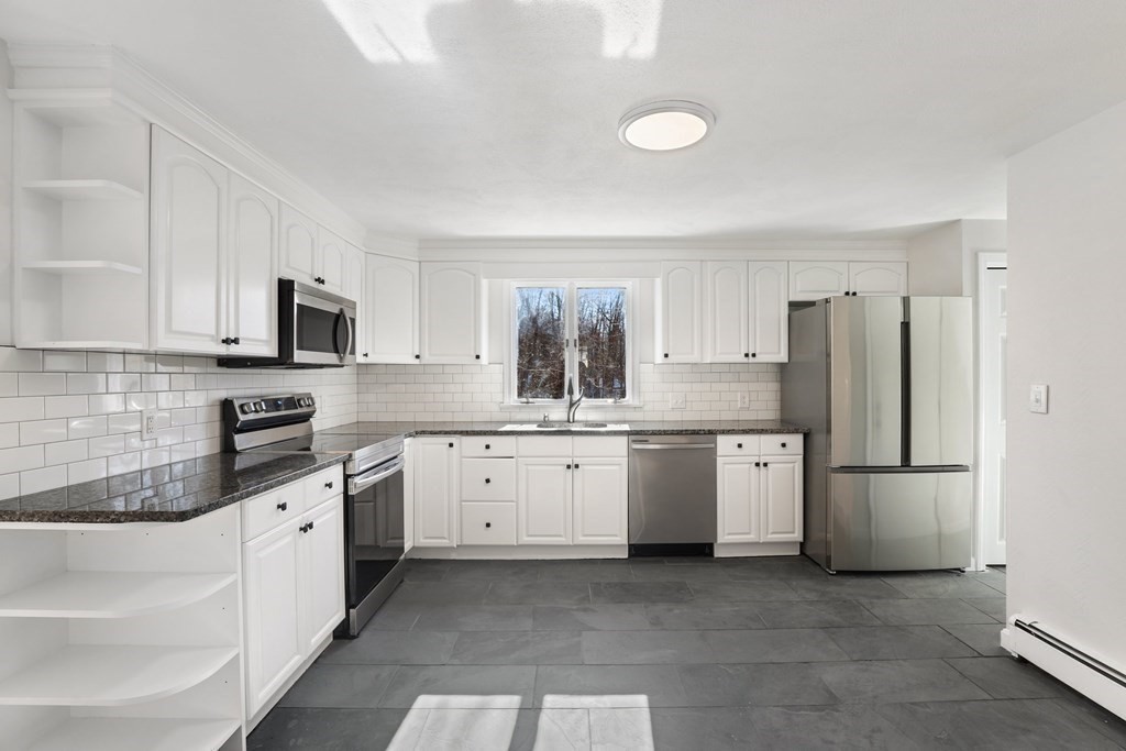 28 Duggan Road Acton, MA 01720 - Photo 11 of 42 Gallery Image 11