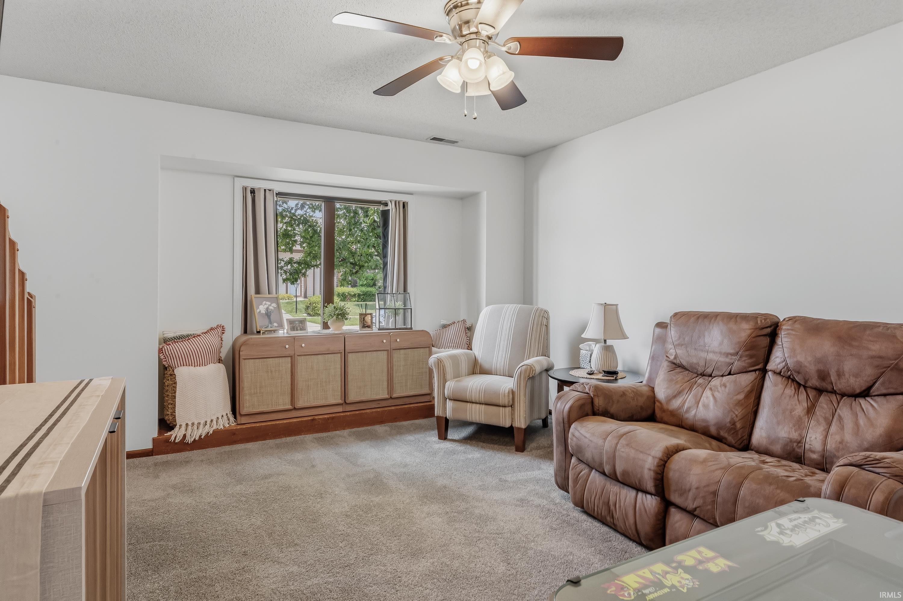 627 Wyss Ridge Drive Fort Wayne, IN 46819 - Photo 5 of 32