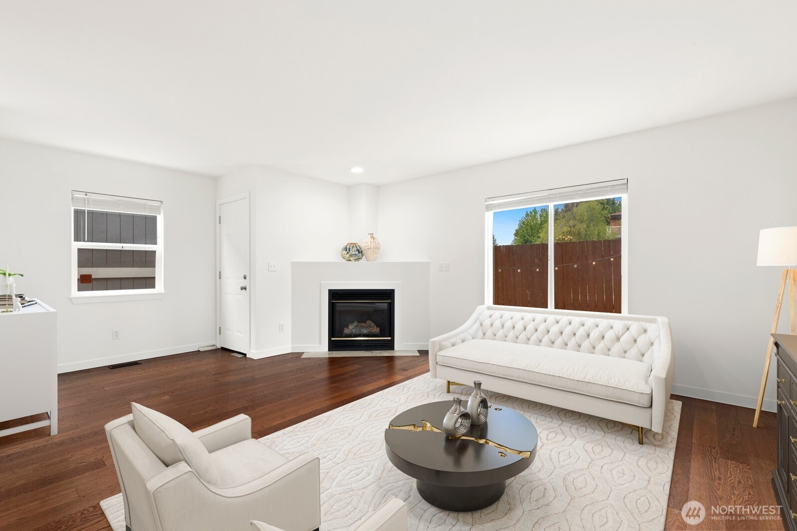 2428 Northeast 13th Street Renton, WA 98056 - Photo 5 of 24