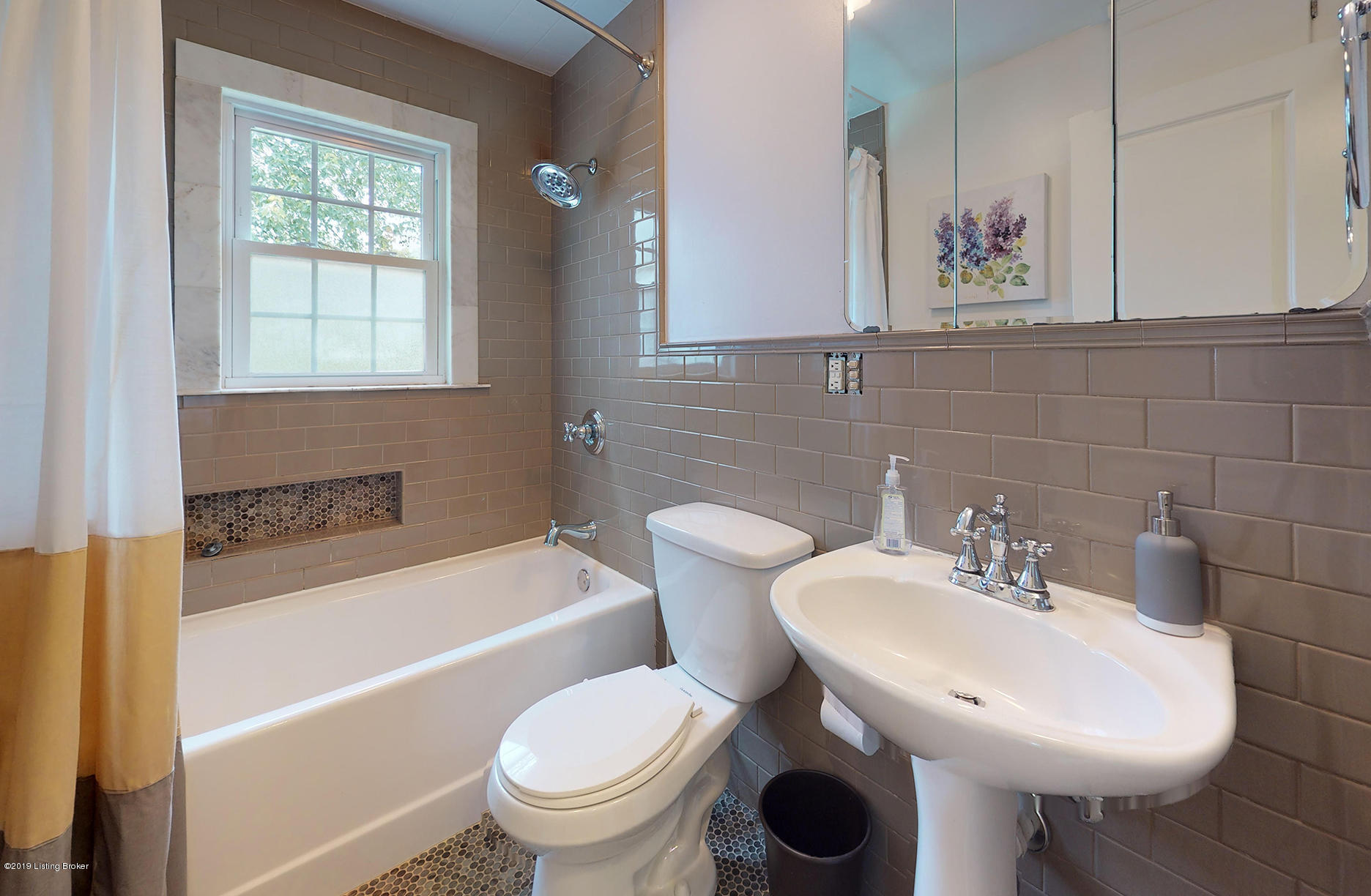 226 Tyne Road Louisville, KY 40207 - Photo 28 of 47 226-Tyne-Rd-031