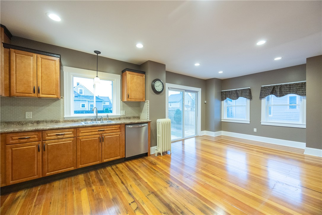 200 Woodward Avenue East Providence, RI 02914 - Photo 11 of 39