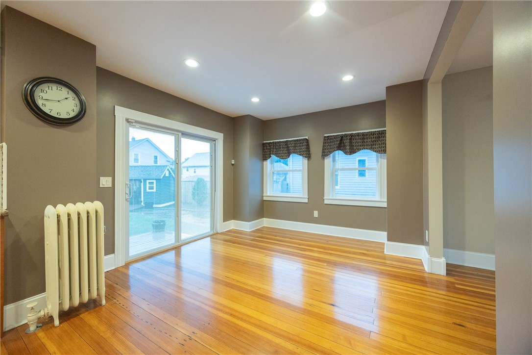 200 Woodward Avenue East Providence, RI 02914 - Photo 10 of 39