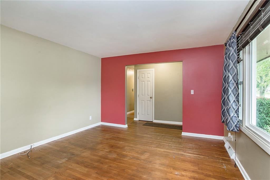 8329 Oris Road Indianapolis, IN 46259 - Photo 6 of 27 Gallery Image 6