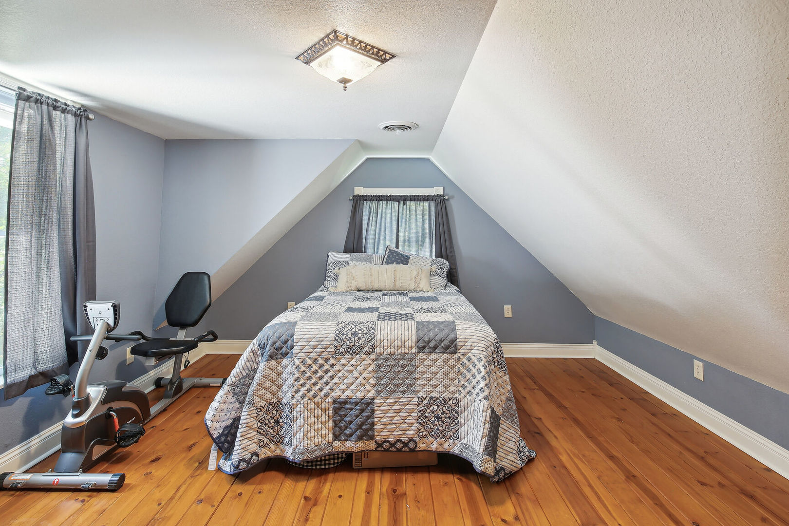 664 North Macon Street Bement, IL 61813 - Photo 15 of 24 a view of a livingroom with hardwood floor and workspace