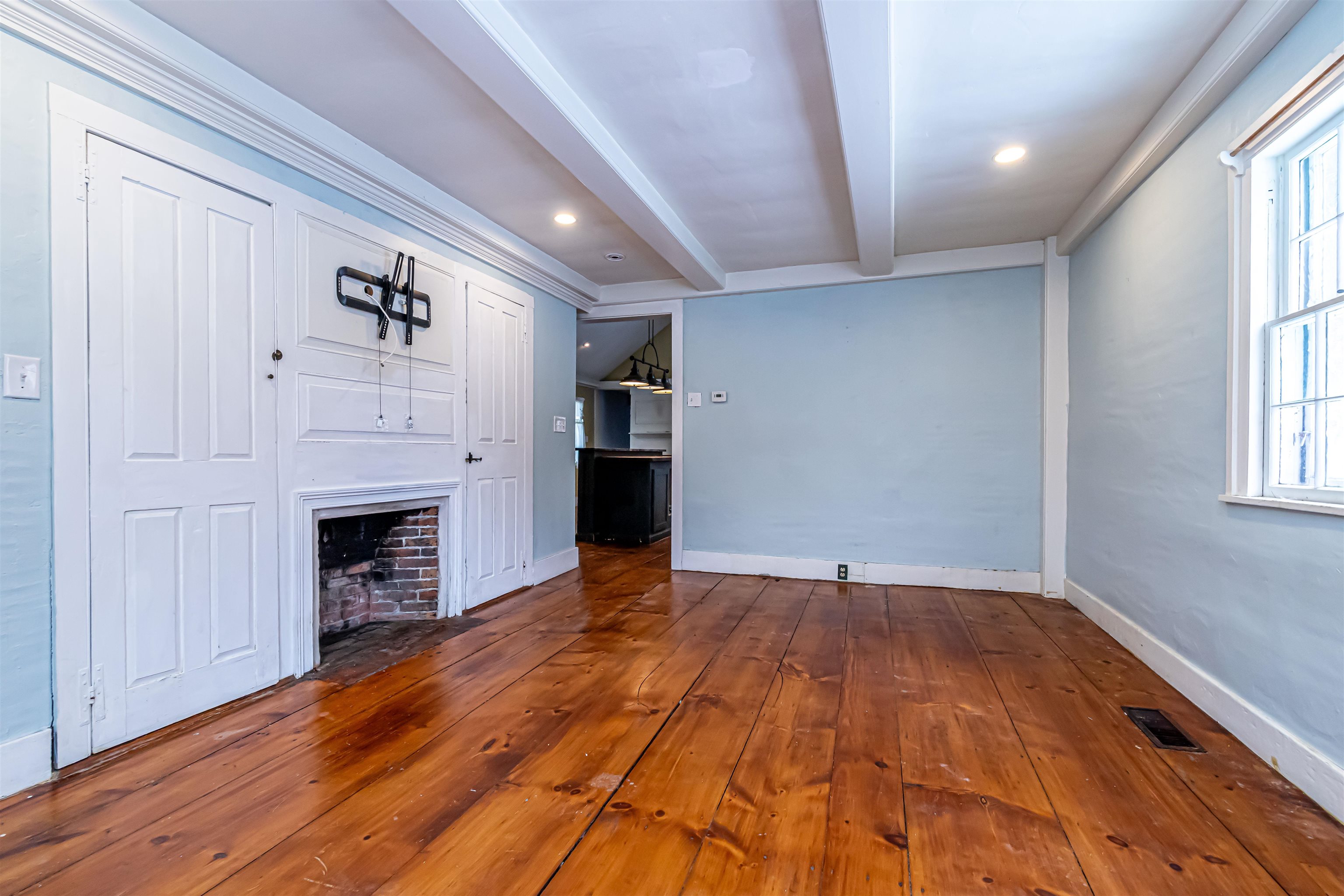 53 Newmarket Road Durham, NH 03824 - Photo 21 of 60