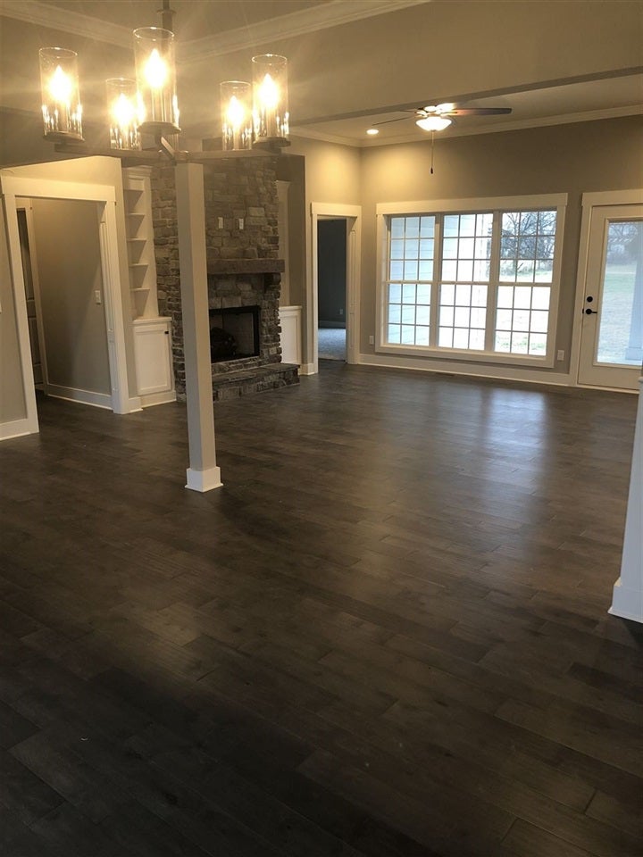653 Aaron Road Bowling Green, KY 42101 - Photo 12 of 34 Gallery Image 12