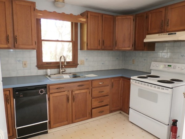 8 Indian Road Norton, MA 02766 - Photo 2 of 12 Gallery Image 2