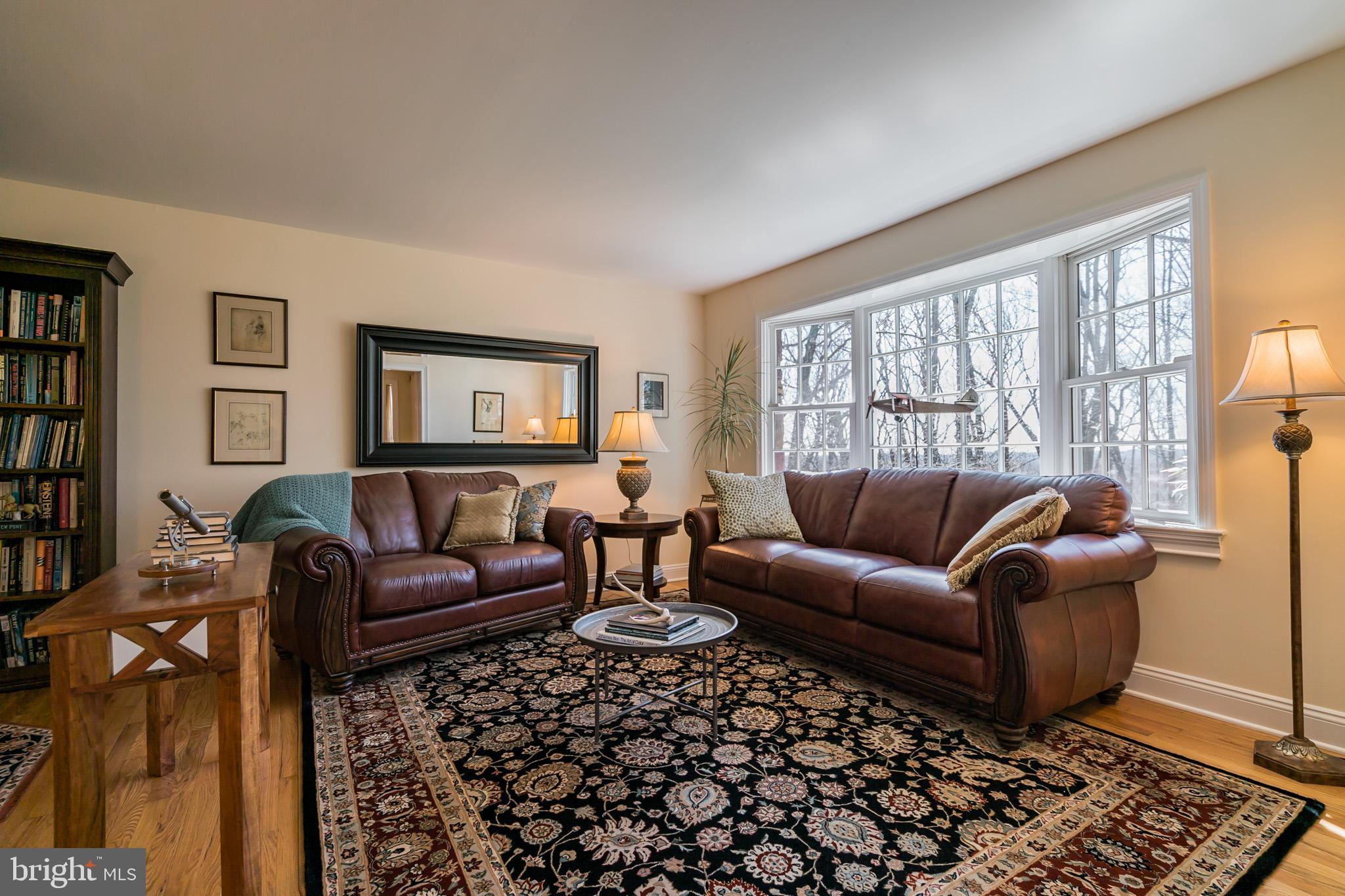 5385 Ridgeview Drive Doylestown, PA 18902 - Photo 13 of 29 Living Room