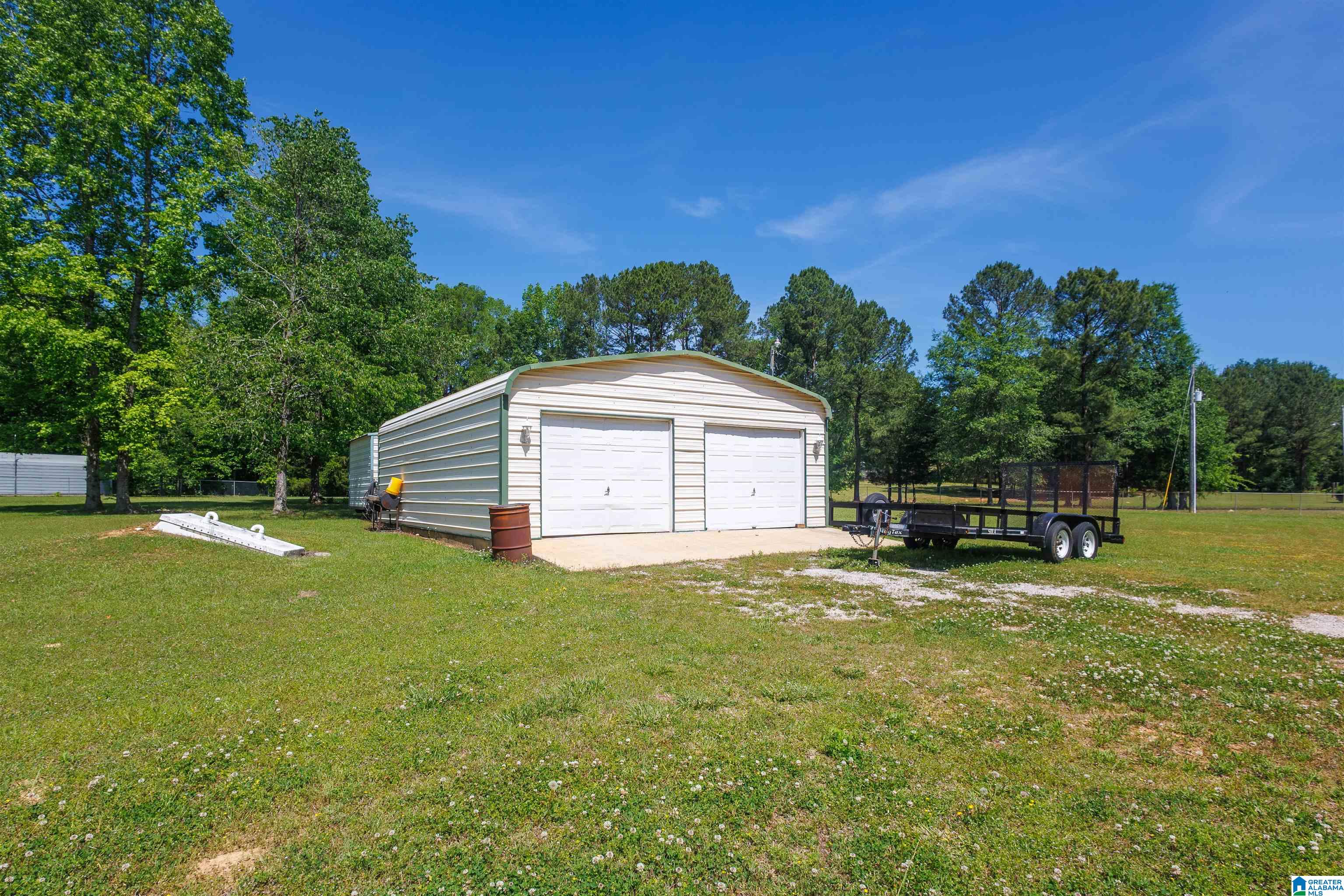 602 Cedar Creek Road Sylacauga, AL 35151 - Photo 6 of 32 Gallery Image 6