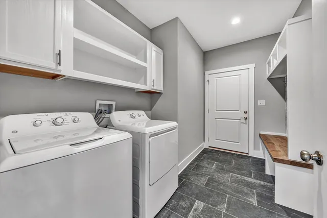 $399,000 | 1037 Park Mountain Terrace, Huddleston, VA 24104