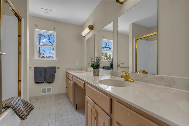 $329,000 | 27691 El Dorado Place, Lathrup Village, MI 48076