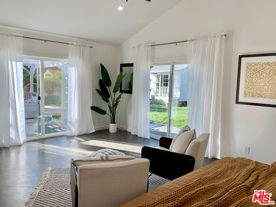13407 Peach Hill Road Moorpark, CA 93021 - Photo 19 of 54 Gallery Image 19