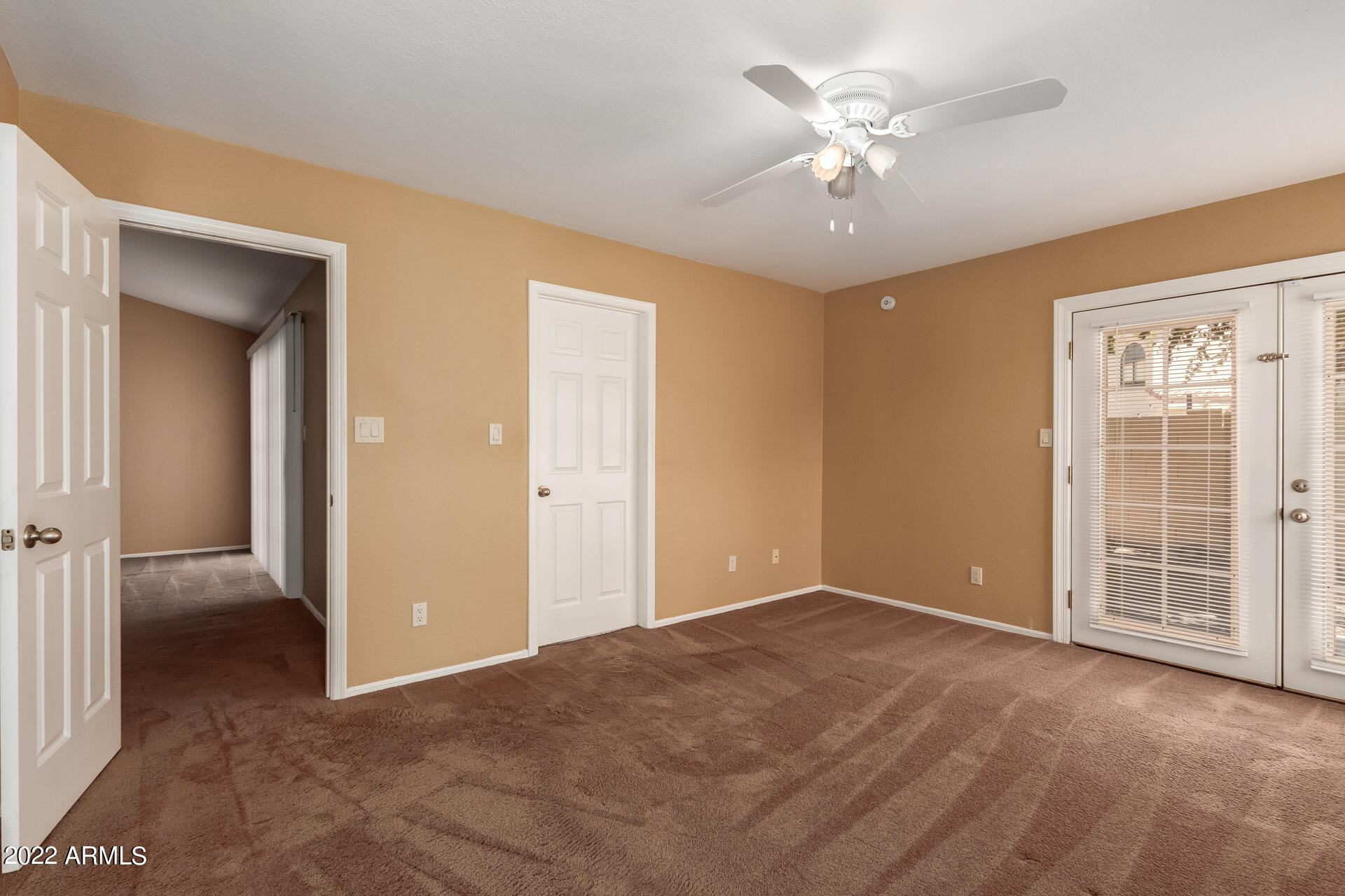 13 West Ranch Road Tempe, AZ 85284 - Photo 15 of 22 WITH PRIVATE EXTERIOR DOORS