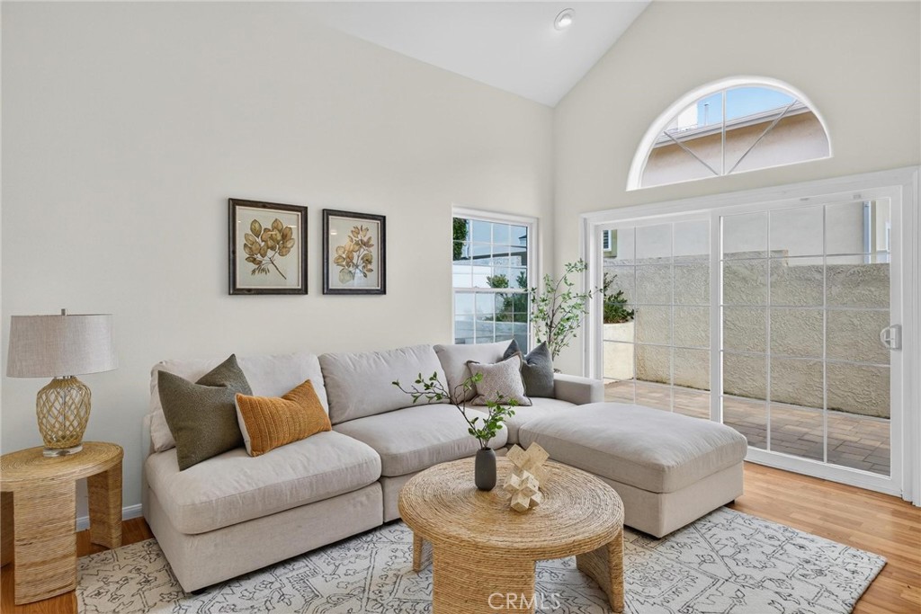 1714 Flower Avenue Torrance, CA 90503 - Photo 15 of 40 a living room with furniture and a potted plant