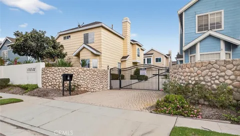 $1,050,000 | 1714 Flower Avenue, Torrance, CA 90503